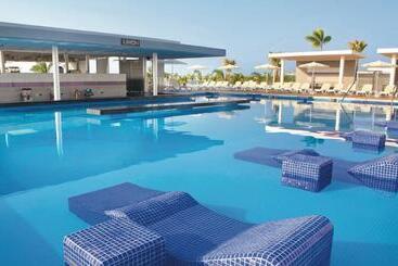 هتل Riu Playa Blanca All Inclusive