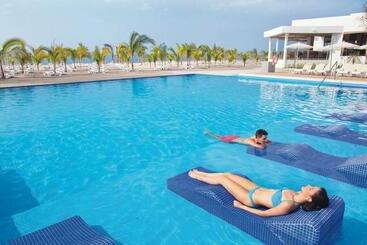 هتل Riu Playa Blanca   All Inclusive