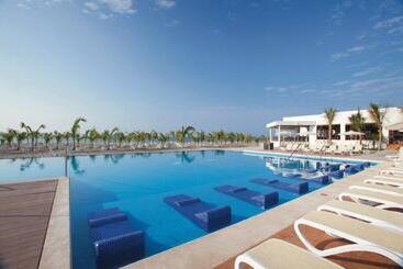 هتل Riu Playa Blanca   All Inclusive