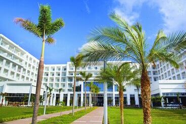 هتل Riu Playa Blanca   All Inclusive