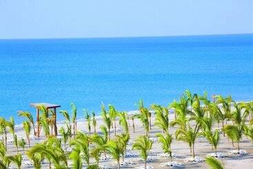 هتل Riu Playa Blanca   All Inclusive