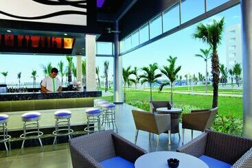هتل Riu Playa Blanca   All Inclusive