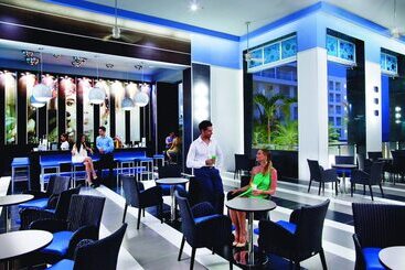 هتل Riu Playa Blanca   All Inclusive