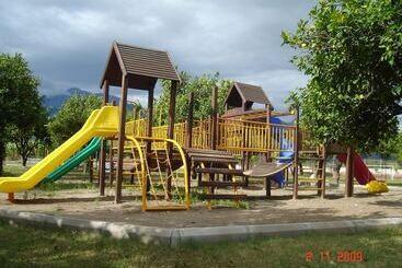 هتل Seker Resort
