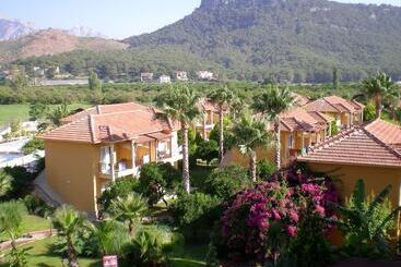 هتل Seker Resort