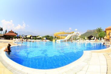 هتل Seker Resort