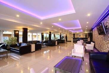 هتل Seker Resort
