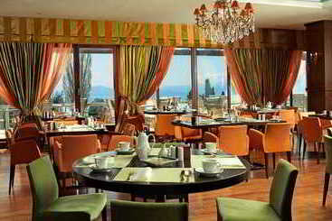 هتل Xenia Palace Portaria