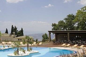 هتل Xenia Palace Portaria