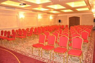 Izala Hotel   Boutique Class