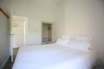 اقامتگاه Côté Océan Resort