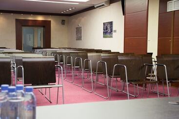 هتل Centre