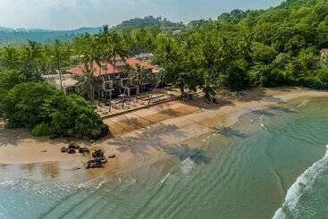 هتل Cocobay Unawatuna