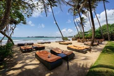 هتل Cocobay Unawatuna