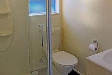 هتل Comfort Inn Westshore Beach