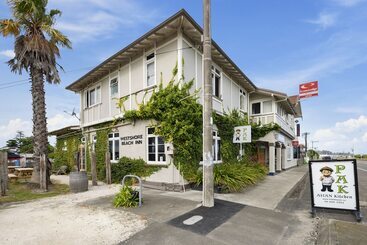 هتل Comfort Inn Westshore Beach