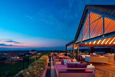 هتل Four Points By Sheraton Bali, Seminyak