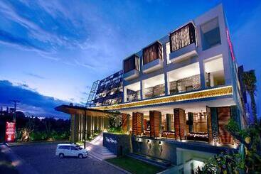 هتل Four Points By Sheraton Bali, Seminyak