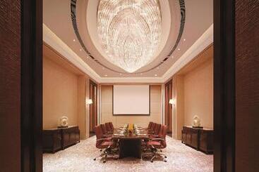 Grand Hotel Haikou