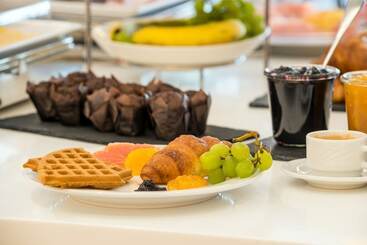 هتل Hampton By Hilton Gdansk Airport