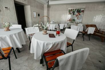 هتل Imperial Club Delux