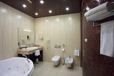 هتل Imperial Club Delux