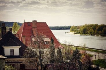 هتل Krol Kazimierz