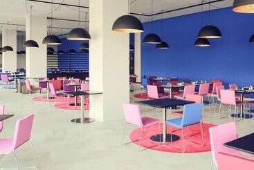 בית מלון כפרי Mercure Quemado Al Hoceima Resort