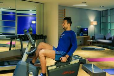 בית מלון כפרי Mercure Quemado Al Hoceima Resort