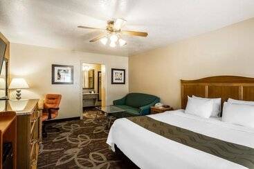 هتل Quality Inn Bryce Canyon