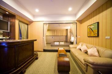 هتل Resort One
