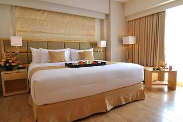 هتل Horison Ultima Semarang