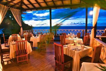 هتل Ti Kaye Resort & Spa