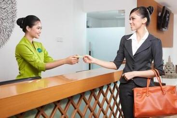 Whiz Hotel Pemuda Semarang