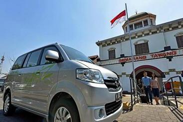 Whiz Hotel Pemuda Semarang