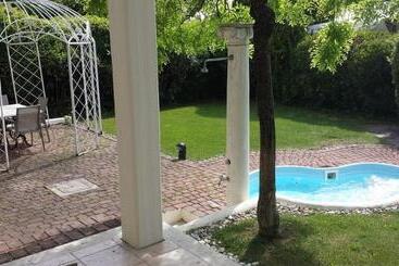 Palazzo Della Scala Spa Hotel Suites & Apartments