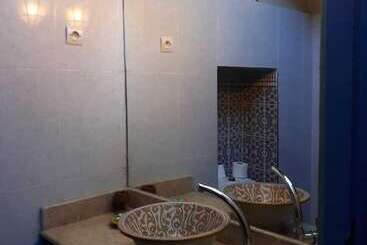 Riad Dar Dzahra