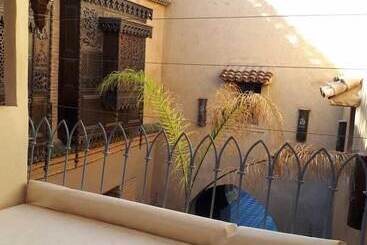 Riad Dar Dzahra