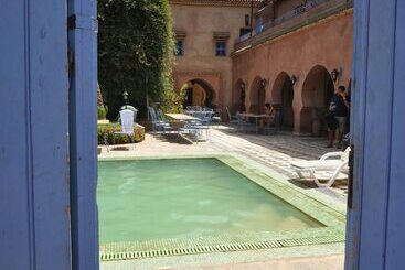 Riad Dar Dzahra