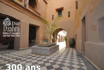 Riad Dar Dzahra