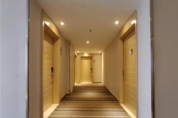 هتل City Comfort Inn Jingdezhen Xinchang Road Taoxichuan