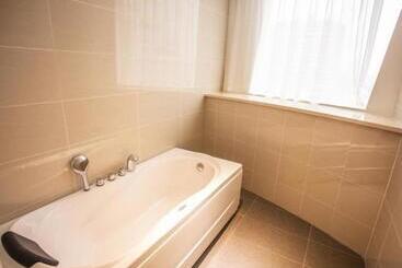 هتل City Comfort Inn Nantong Qidong Renmin Zhong Road Xingfudao