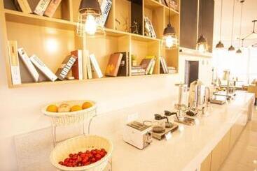 هتل City Comfort Inn Nantong Qidong Renmin Zhong Road Xingfudao