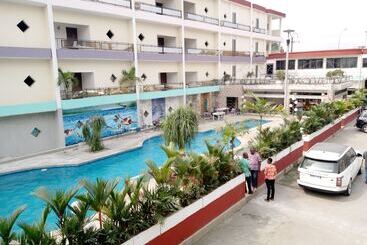 هتل Complexe Hôtelier Asthoria Palace