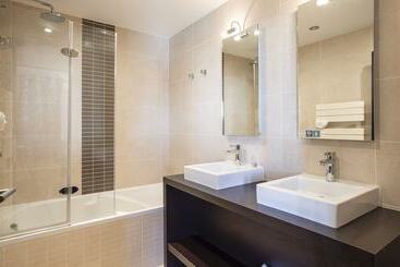 هتل Hôtel Club Mmv Les 2 Domaines