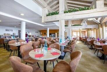هتل Hôtel Club Mmv Les 2 Domaines