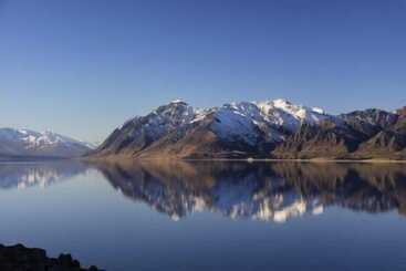 هتل The Camp Lake Hawea