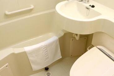 هتل Toyoko Inn Omiya-eki Higashi-guchi