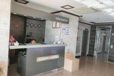 مُتل Modern Business