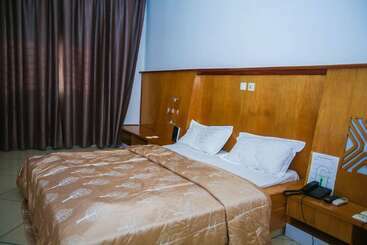 هتل Complexe Hôtelier Akparo